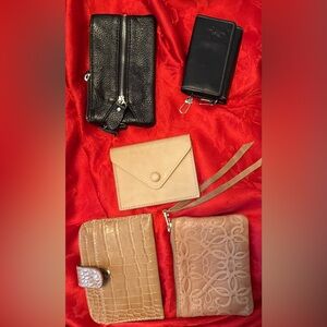 Assorted Wallet and Card Holder Set in Black and Tan